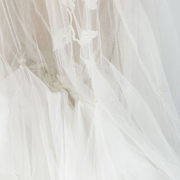 Stella York 7126 Plus Size tulle lace A-line wedding dress, size 26 - Picture 15 of 17